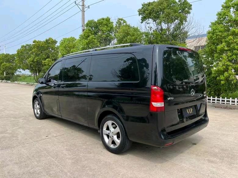 盐城17年奔驰威霆1