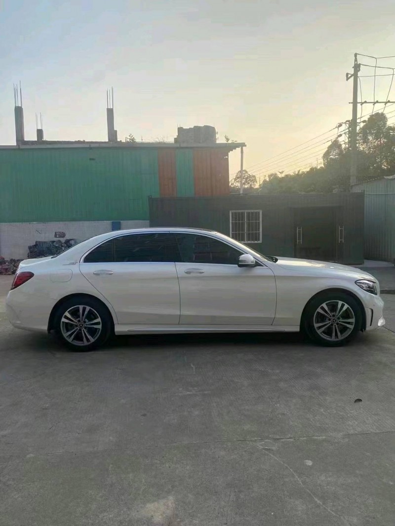 广州21年奔驰C2