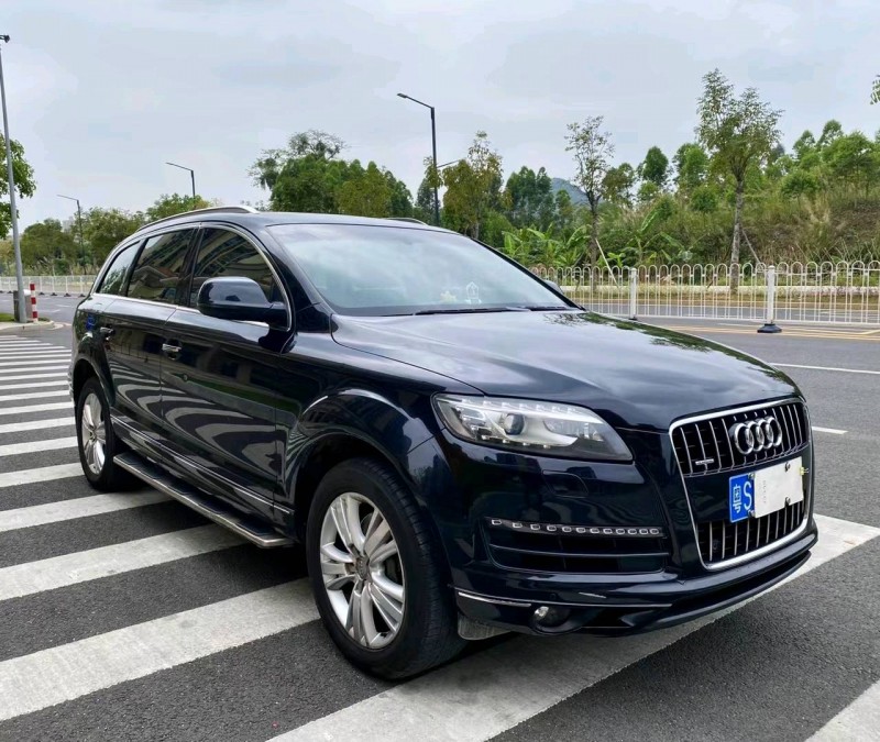 广州13年奥迪Q78