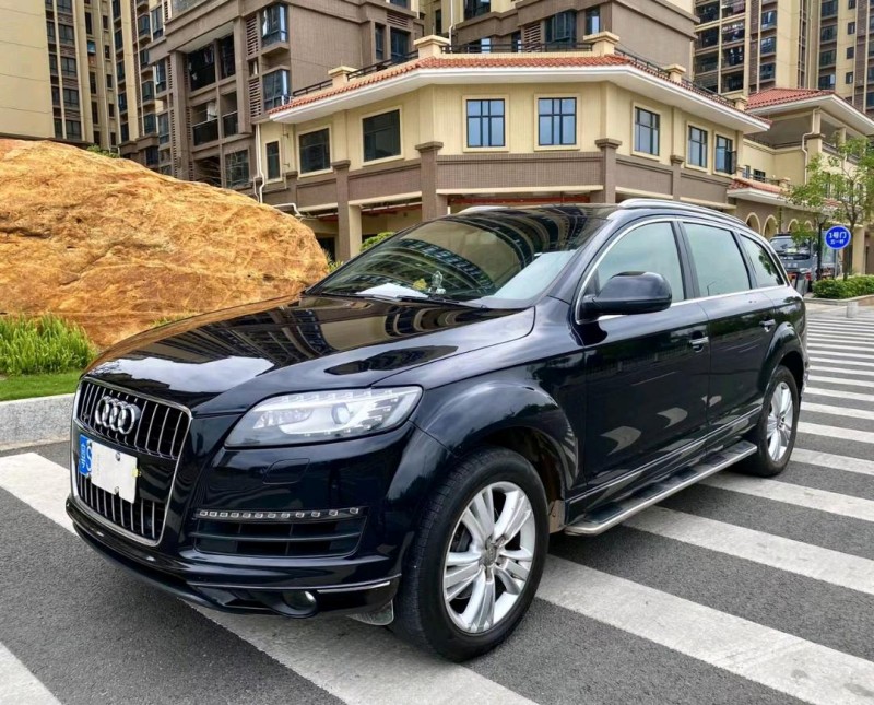 广州13年奥迪Q77