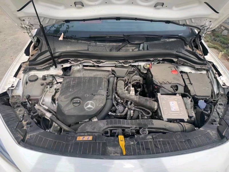 枣庄21年奔驰GLA4