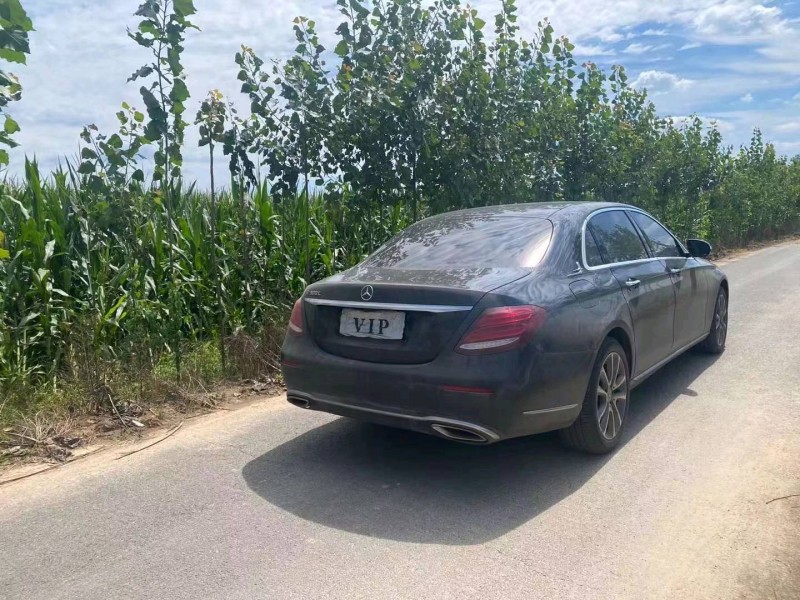 东营19年奔驰E5