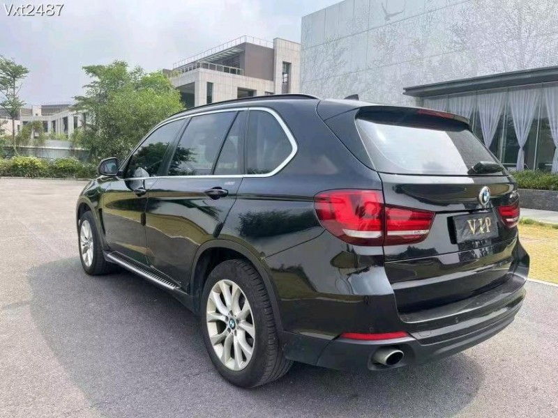 广州17年宝马X58