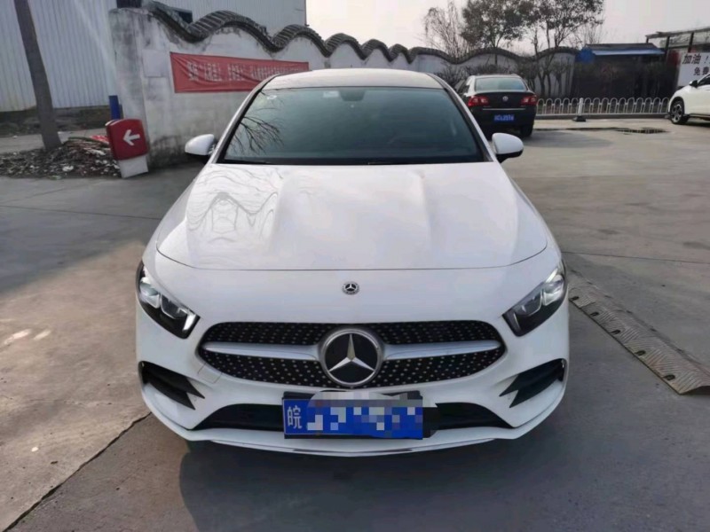 徐州19年奔驰A1