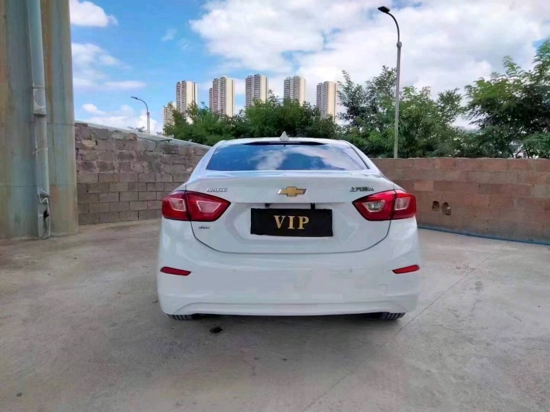 黔西南17年雪佛兰科鲁兹2