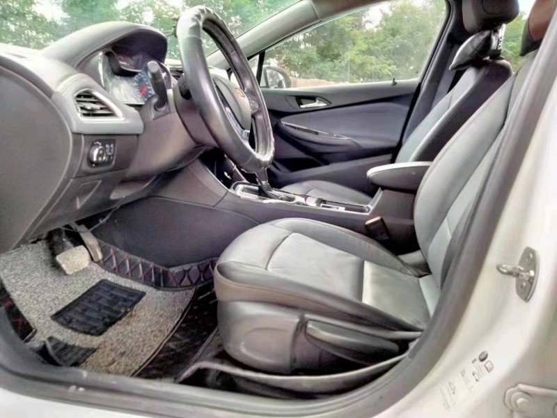 黔西南17年雪佛兰科鲁兹4