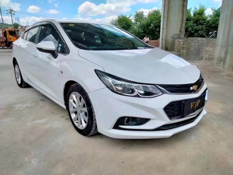 黔西南17年雪佛兰科鲁兹8