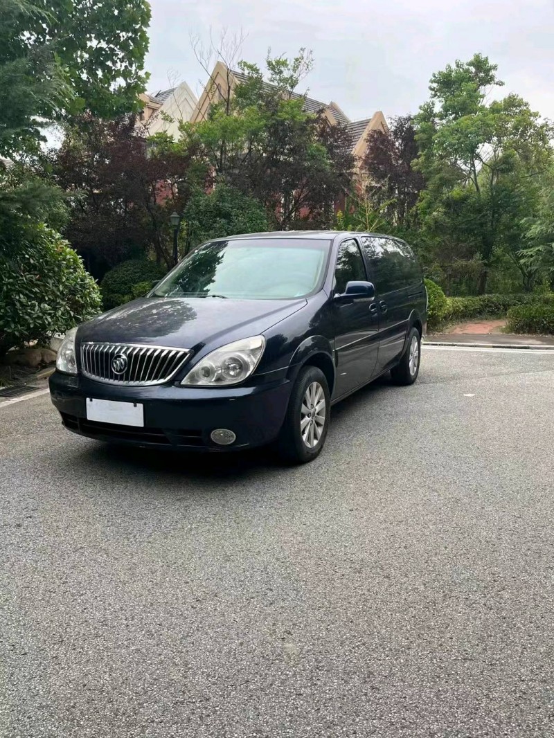 烟台16年别克GL83