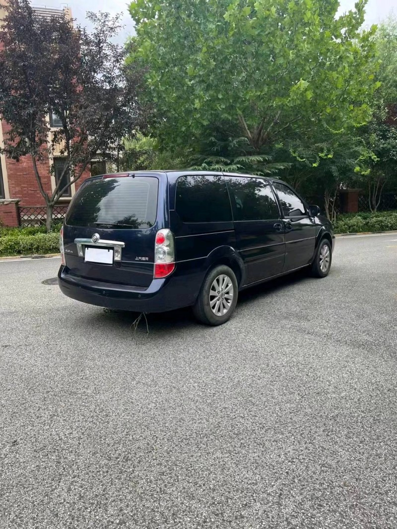 烟台16年别克GL84