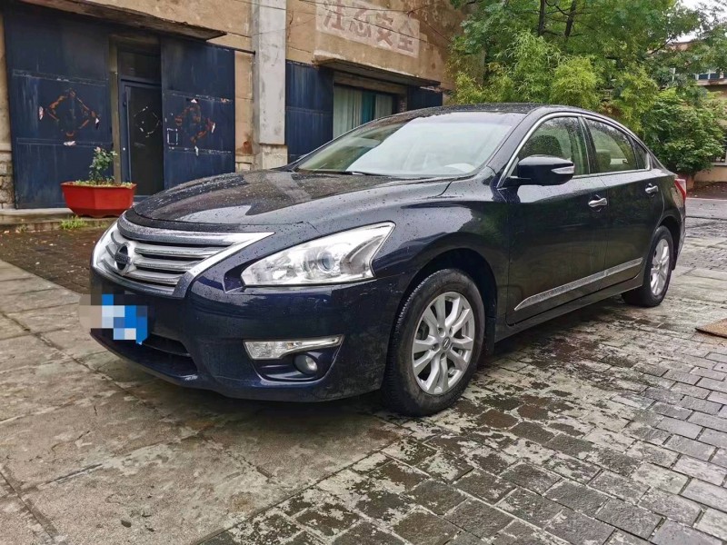 东营14年日产天籁3