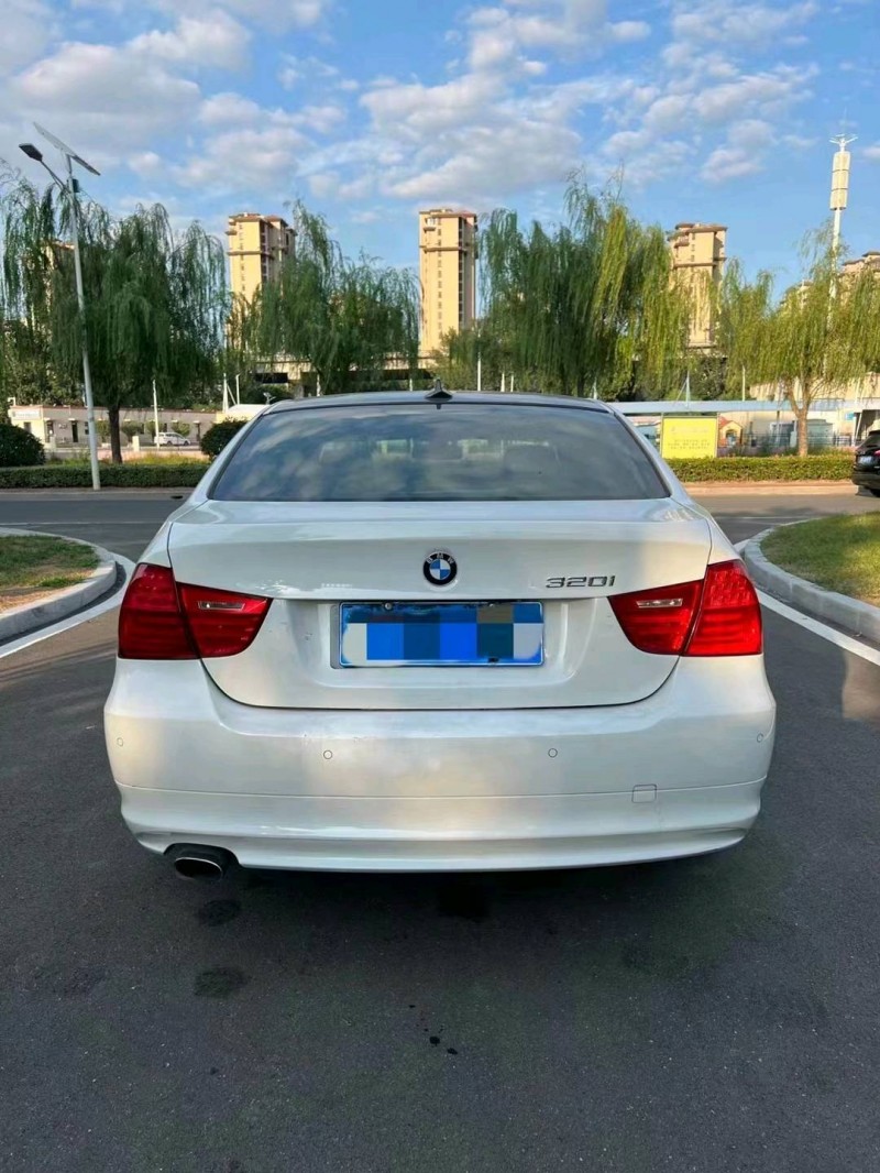青岛12年宝马X69