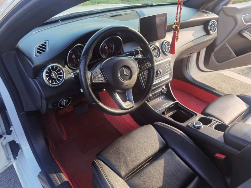 徐州18年奔驰CLA2