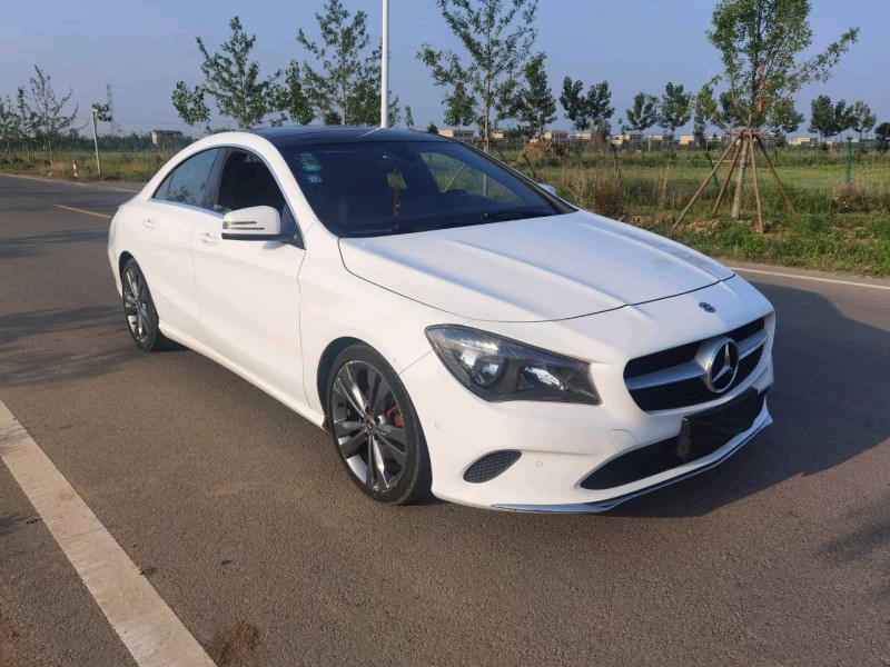 徐州18年奔驰CLA3
