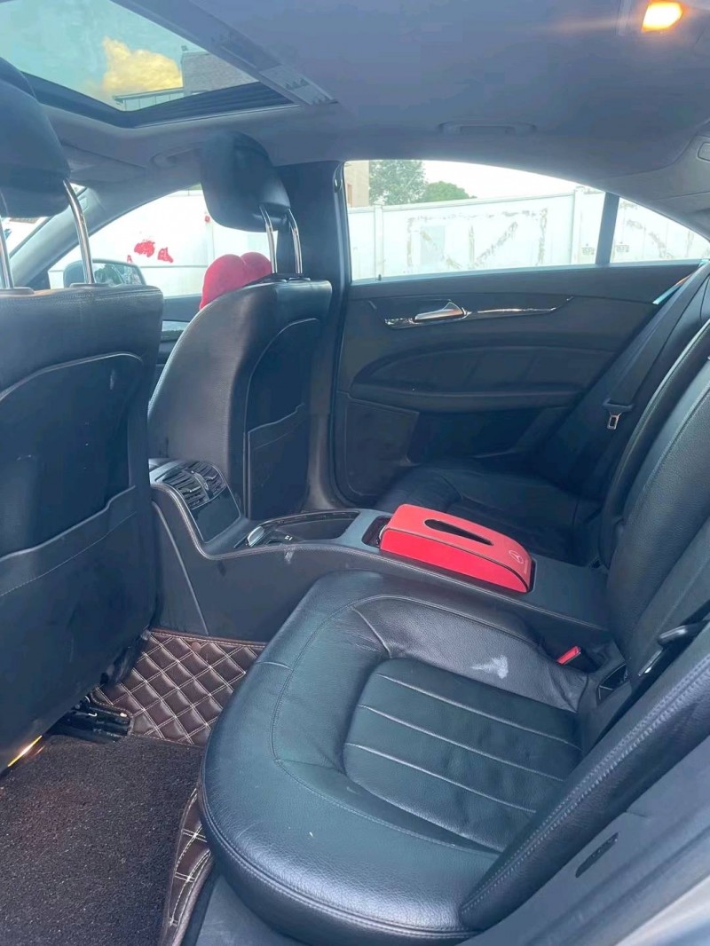 广州15年奔驰CLS4