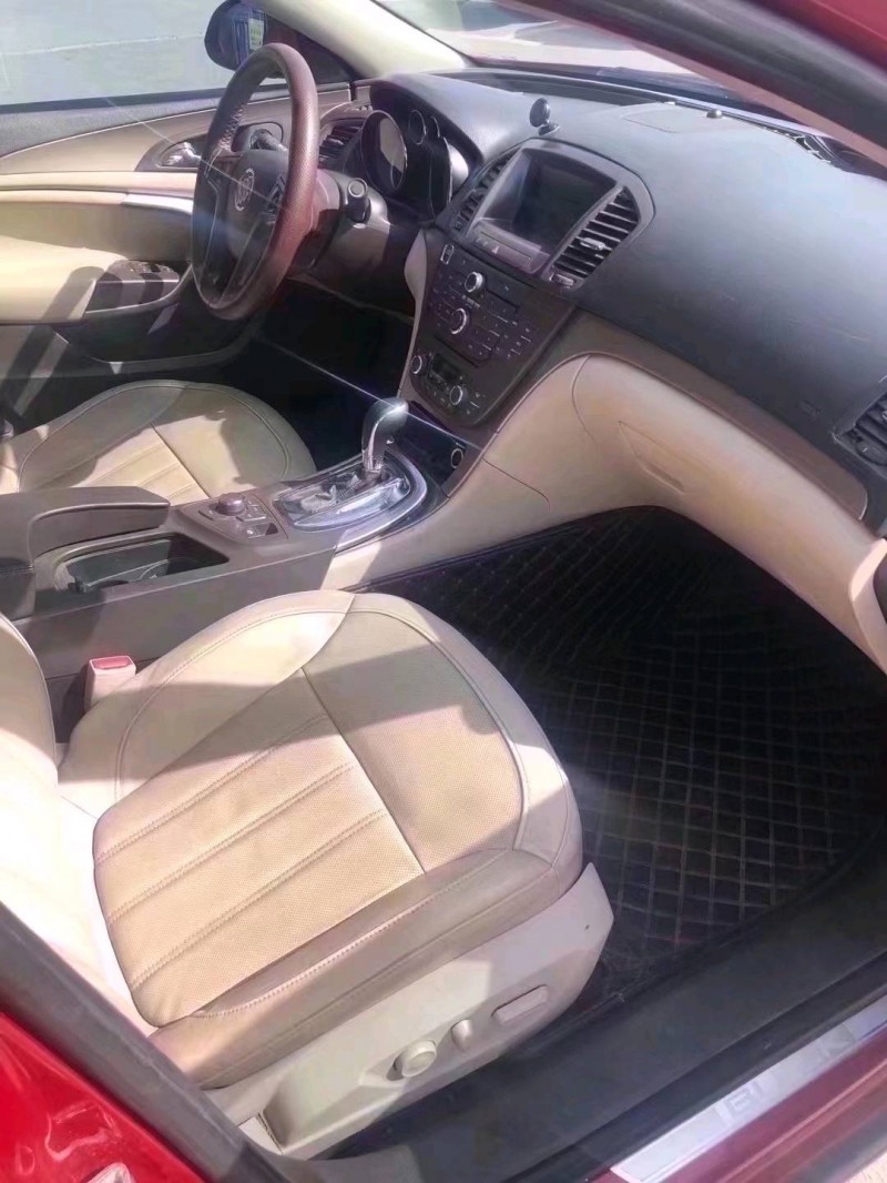 东营10年别克君威5