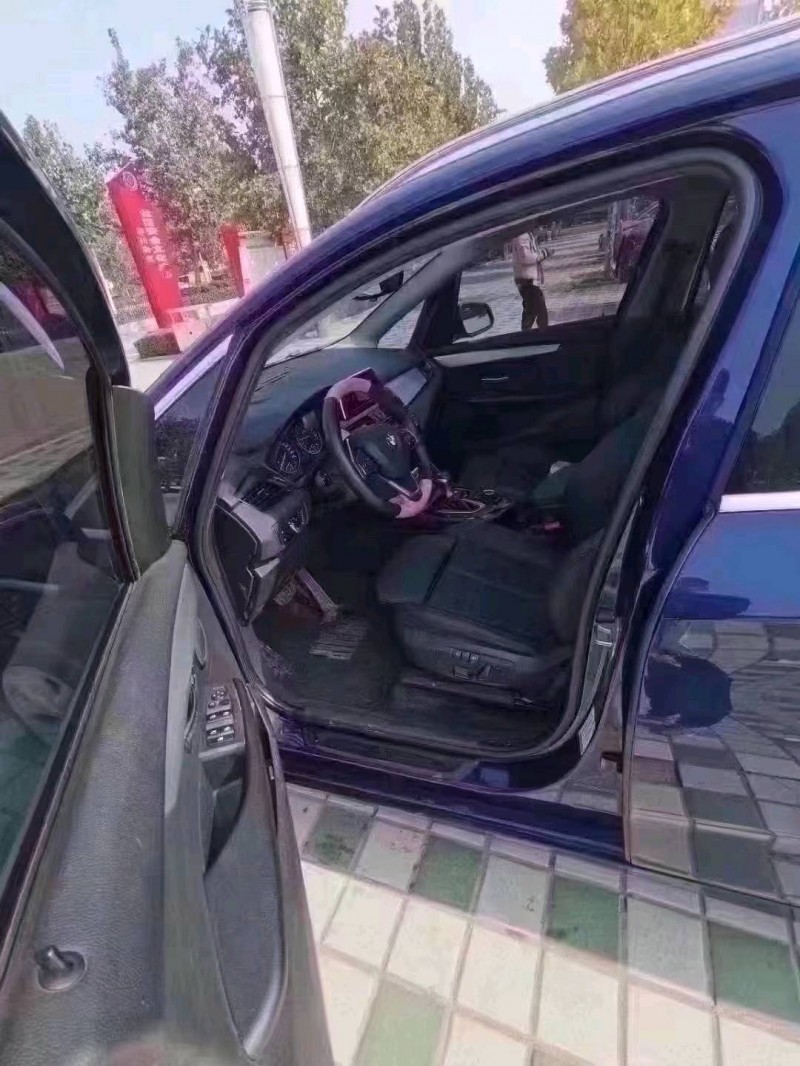 北京18年宝马2系4