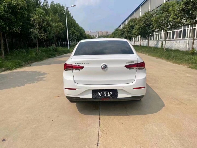 北京22年别克英朗GT5