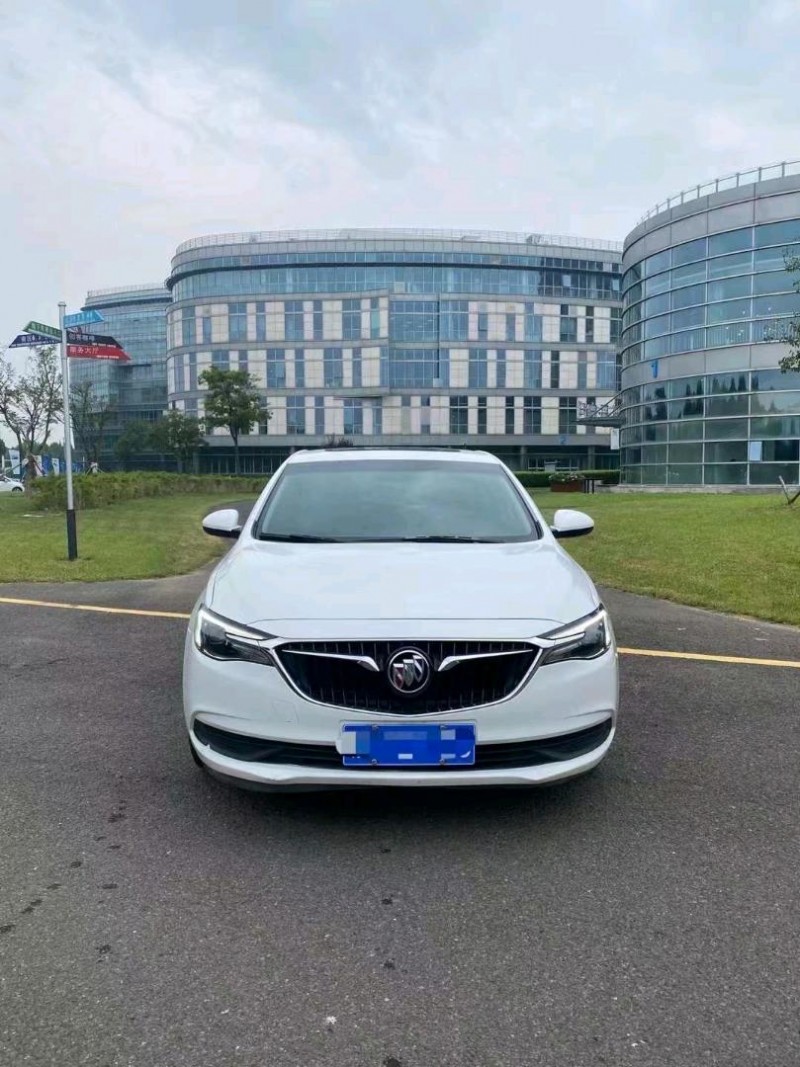 东营18年别克英朗1