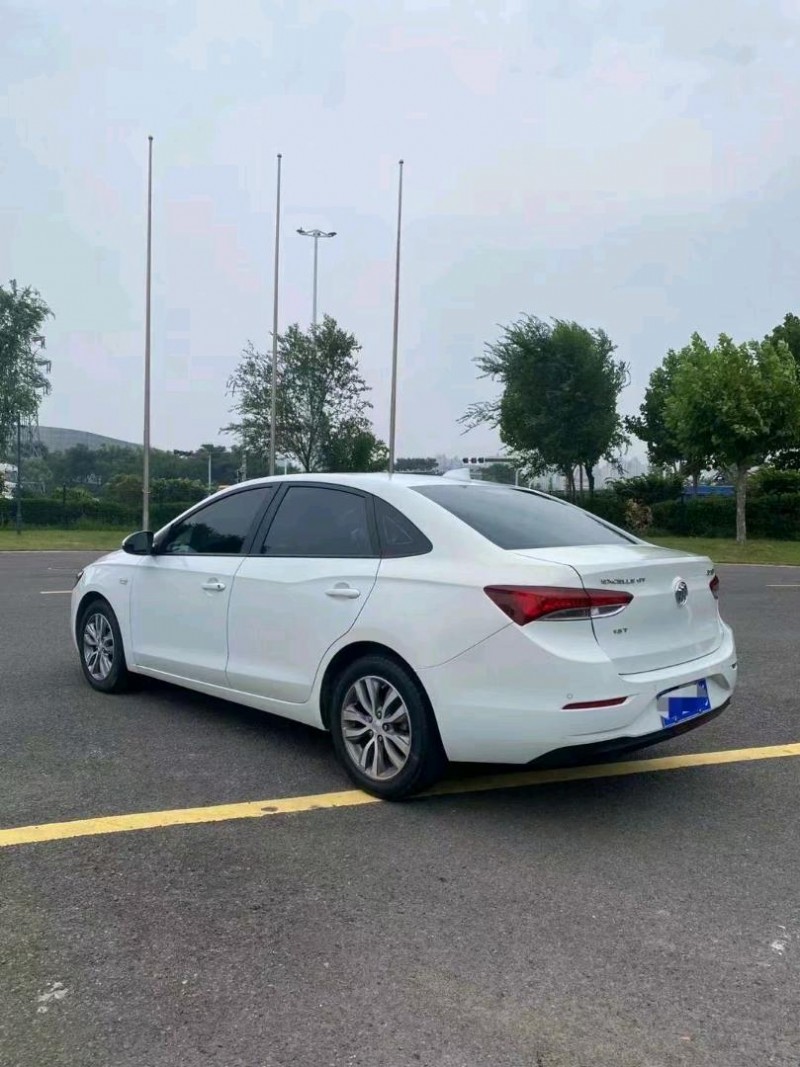 东营18年别克英朗7