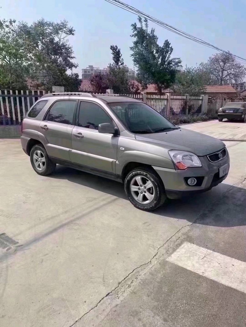 北京13年起亚智跑3