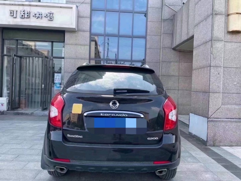 北京14年双龙柯兰多9