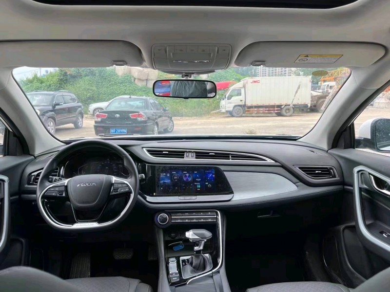 北京21年东风AX7pro4