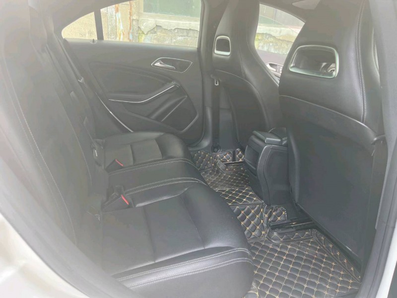 徐州17年奔驰CLA6