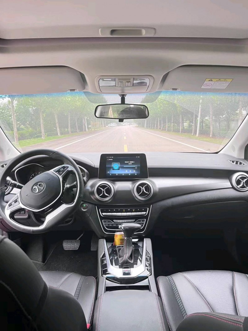 徐州21年北汽绅宝D504