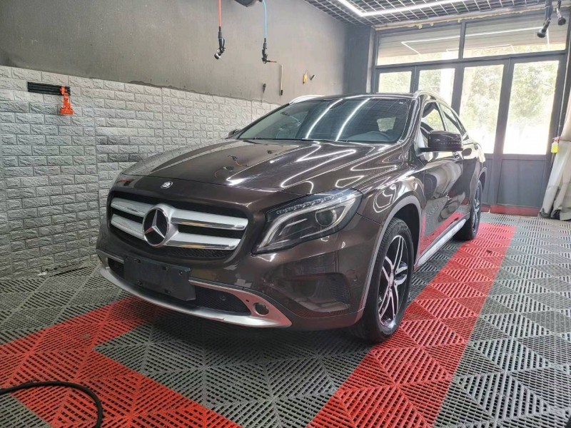 石家庄16年奔驰GLA3