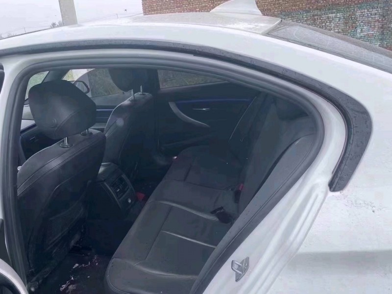 北京18年宝马3系2