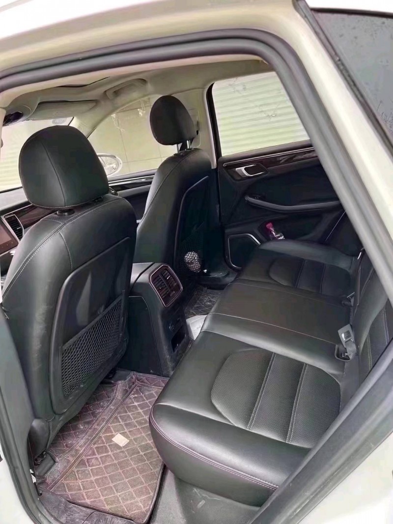 北京19年众泰SR99