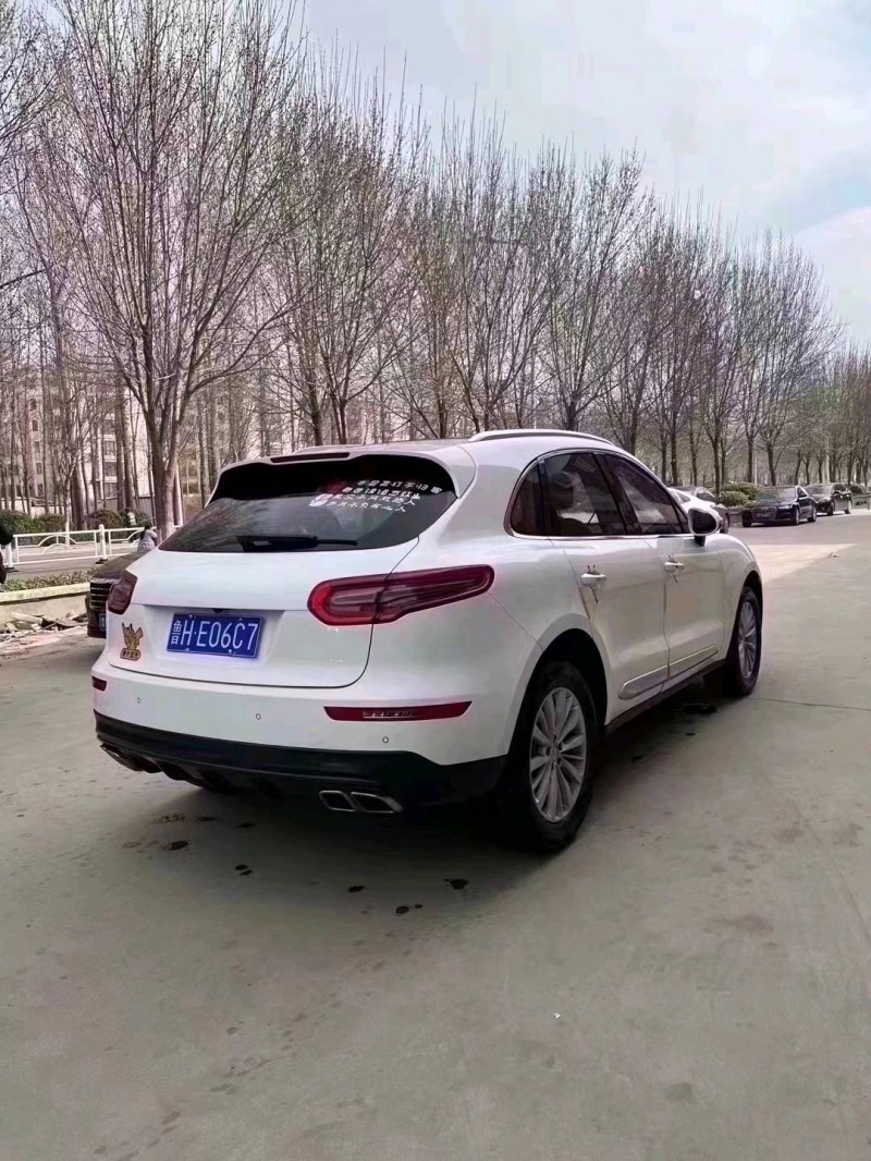 北京19年众泰SR98