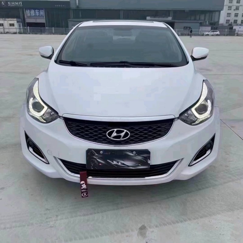 北京18年现代朗动1