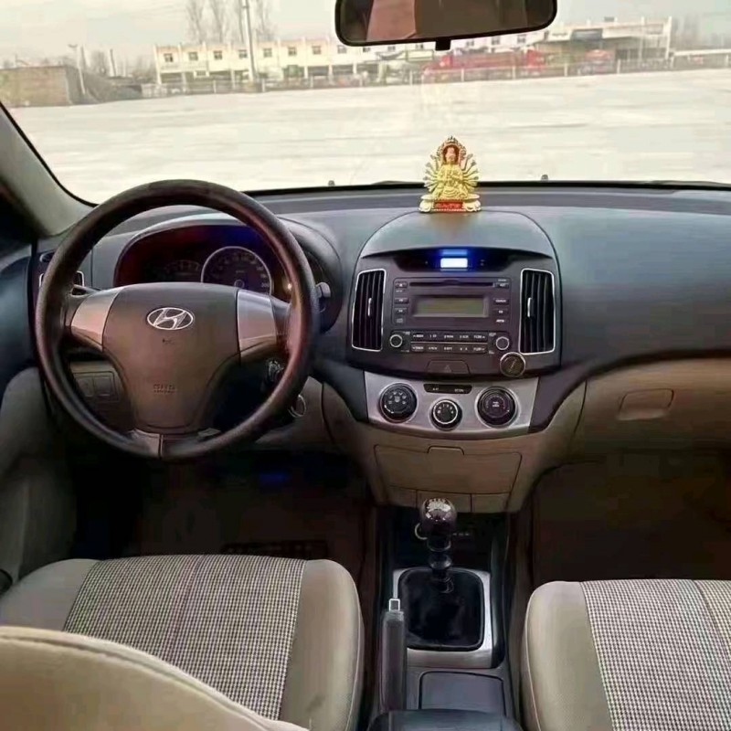 北京12年现代悦动6