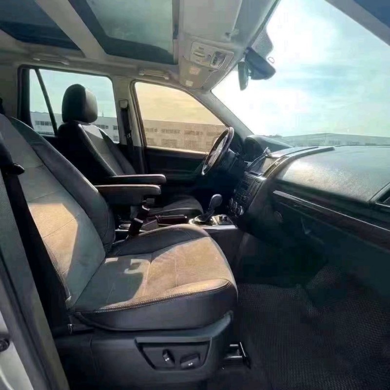 北京12年路虎神行者5