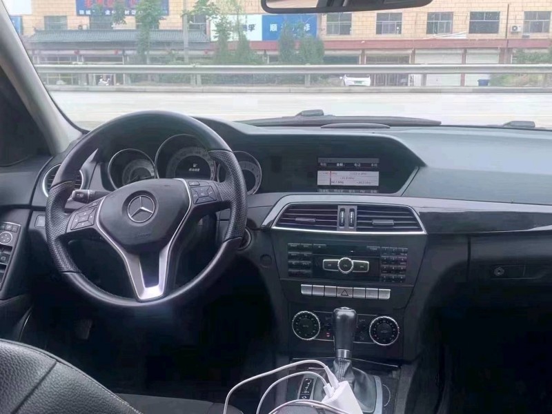 北京14年奔驰C7