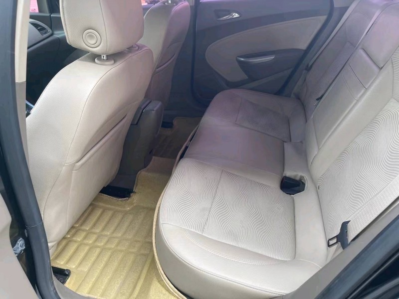 东莞13年别克英朗GT6