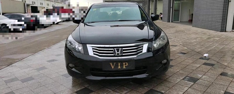 东莞11年本田雅阁1