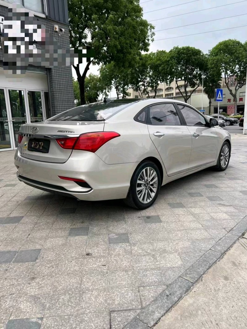 东莞18年现代名图7