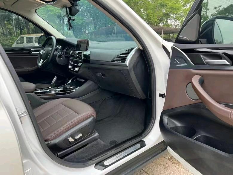 盐城19年宝马X36