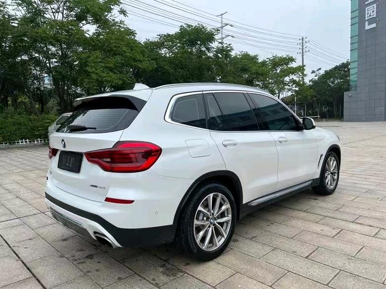 盐城19年宝马X38