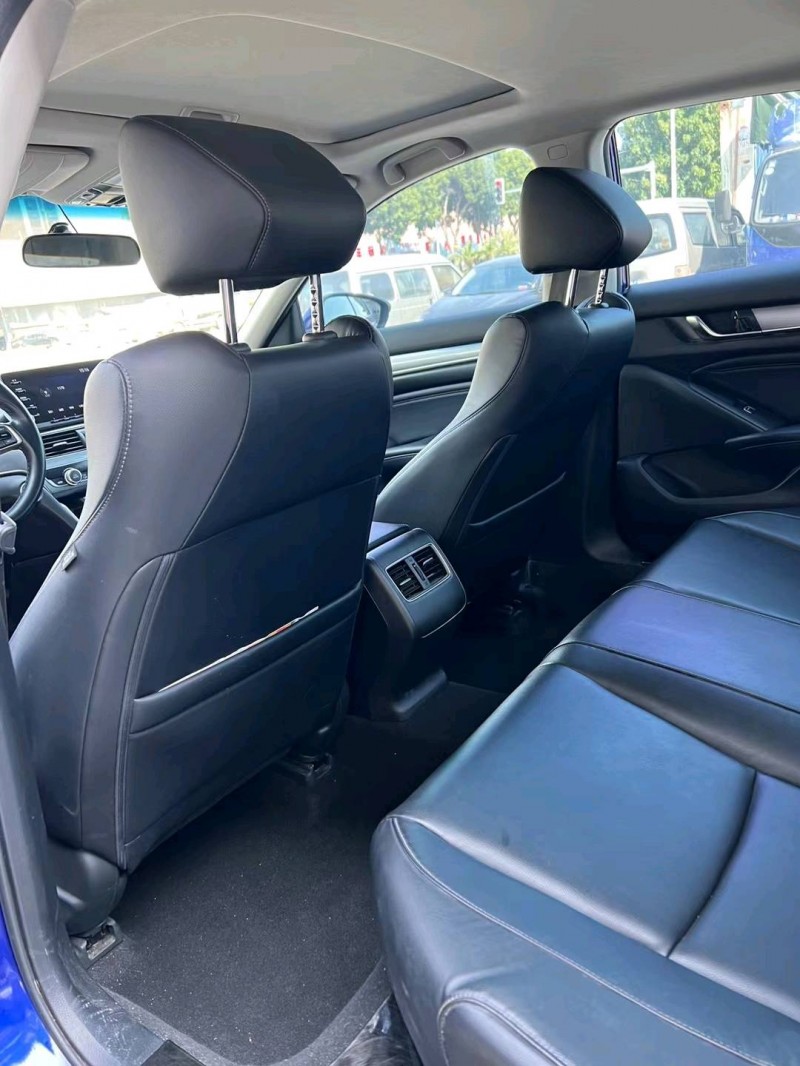 东莞20年本田雅阁6