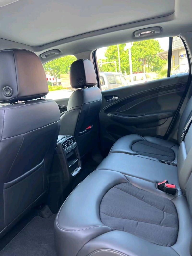 东莞21年别克昂科威6