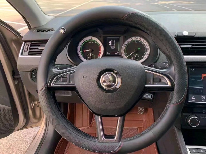 北京18年斯柯达明锐6