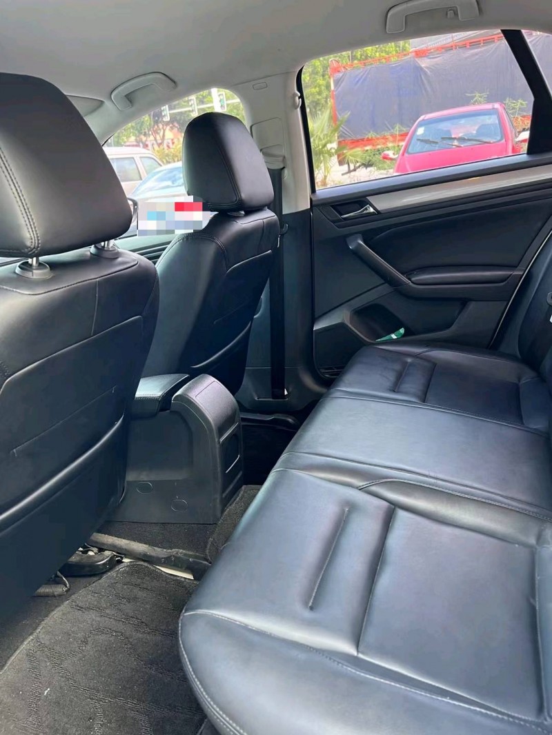 东莞18年大众宝来6