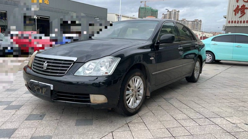 东莞06年丰田皇冠2