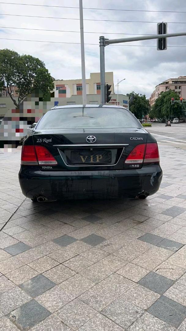 东莞06年丰田皇冠9