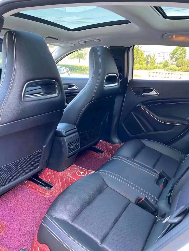 北京17年奔驰GLA6