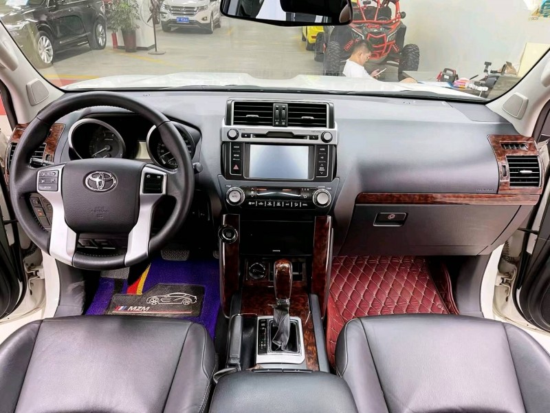 保定17年丰田普拉多5