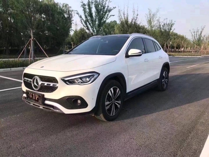 徐州20年奔驰GLA8